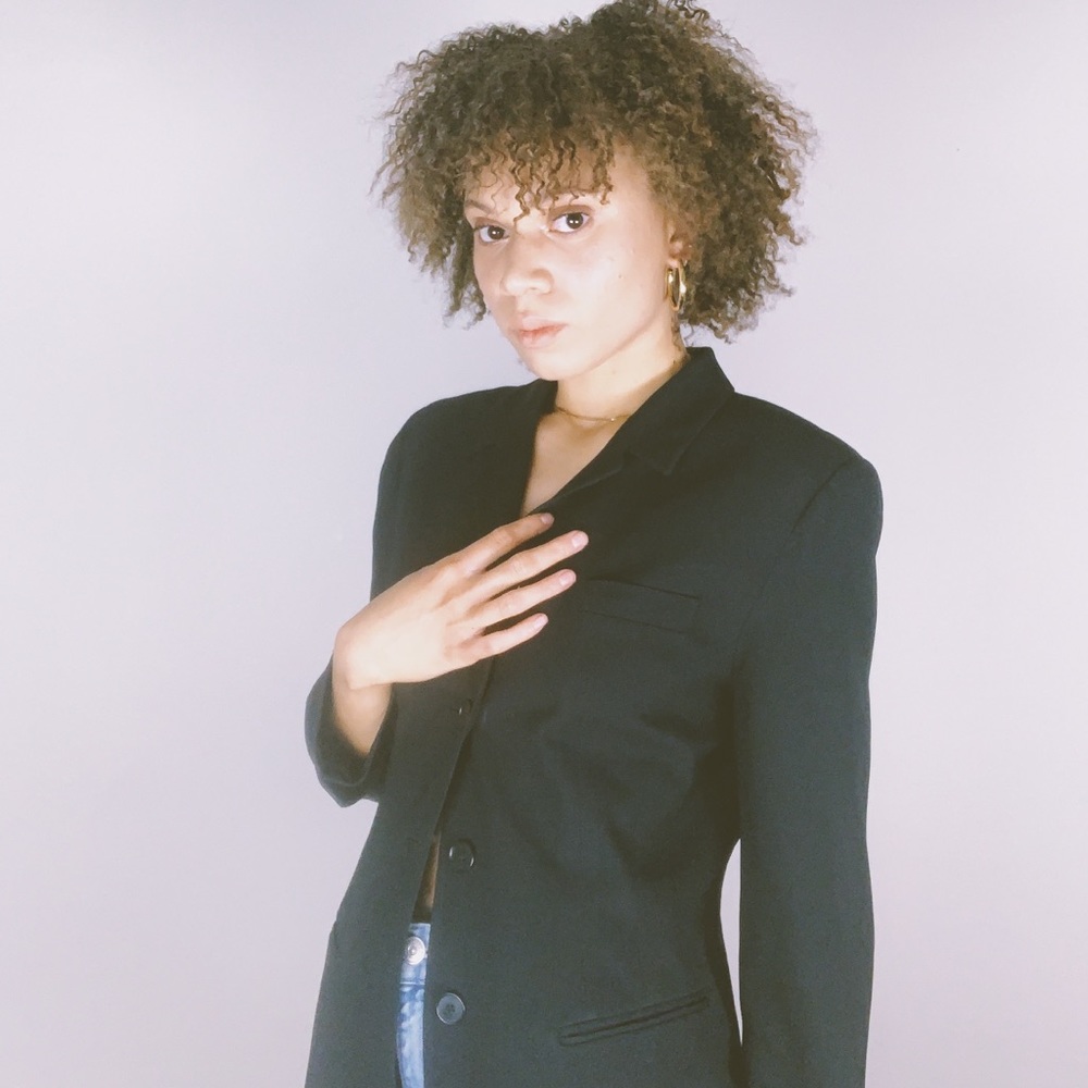 Meet your Posher, Amber